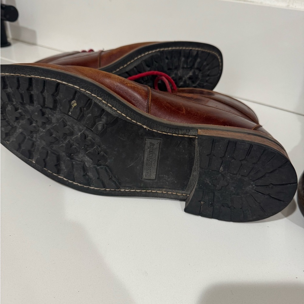 10 1/2 Russell & Bromley brown boots - Picture 4 of 4